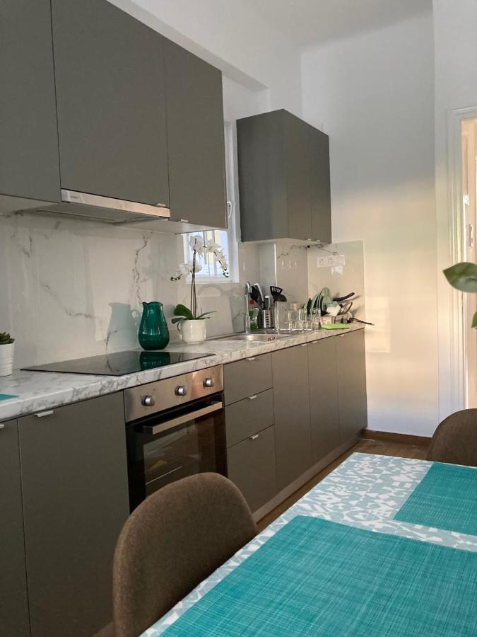 Great Apartment With Terrace In Central Αθήνα Εξωτερικό φωτογραφία